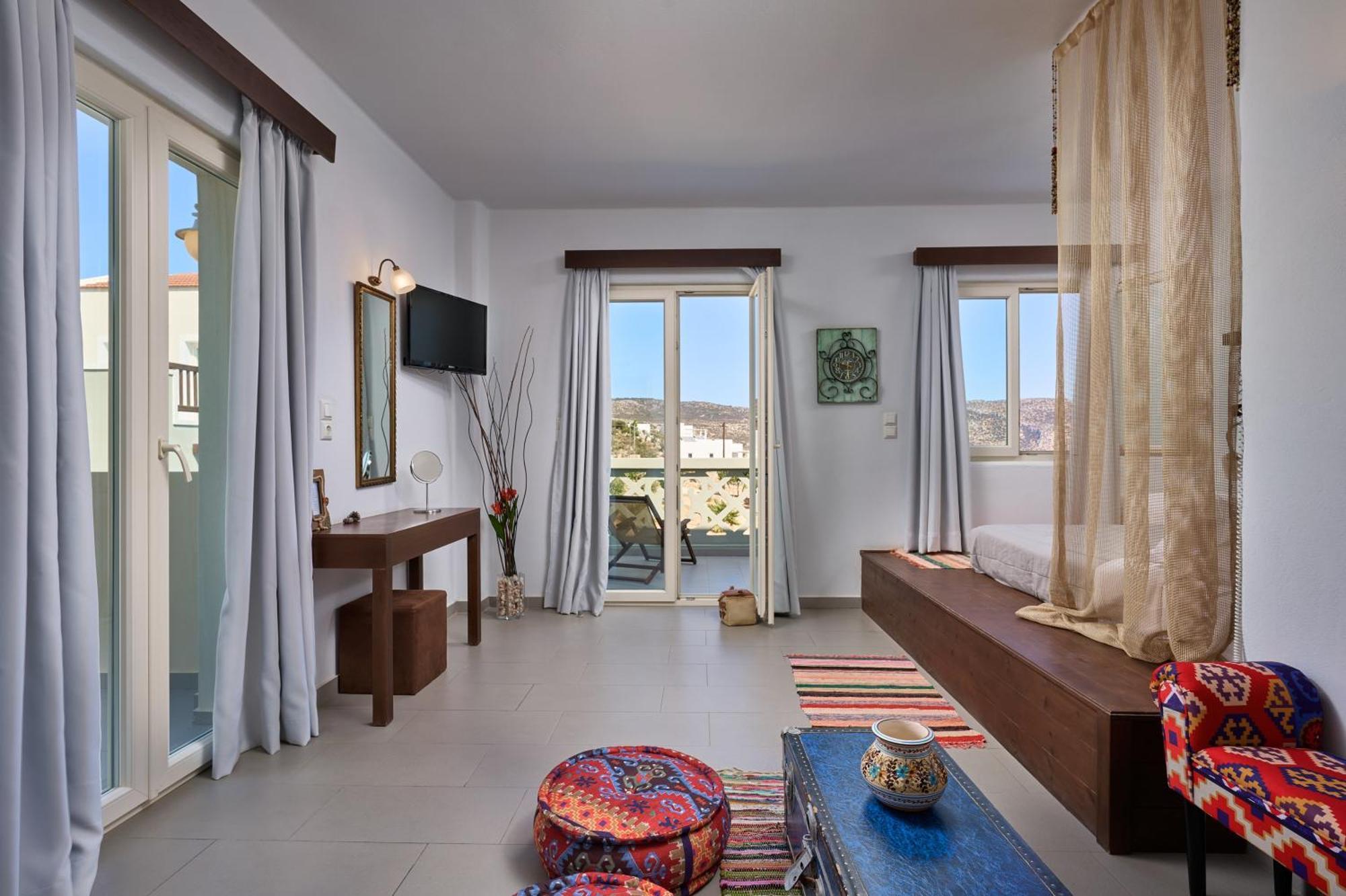 Althea Boutique Hotel - Adults Only อาโมปี ภายนอก รูปภาพ